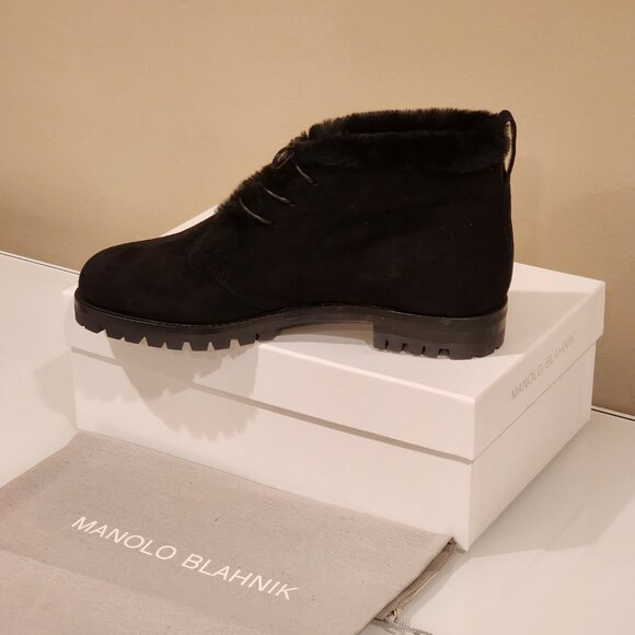 Brand New!!| Manolo Blahnik: Mircus Suede Shearling Lace-Up Booties - Picture 10 of 14